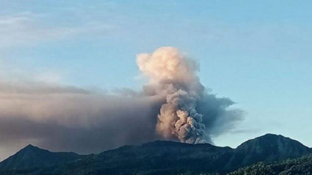 erupsi_gunung_dukono