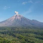 Status Siaga Gunung Semeru, BPBD Lumajang Imbau Warga Waspadai Awan Panas Guguran