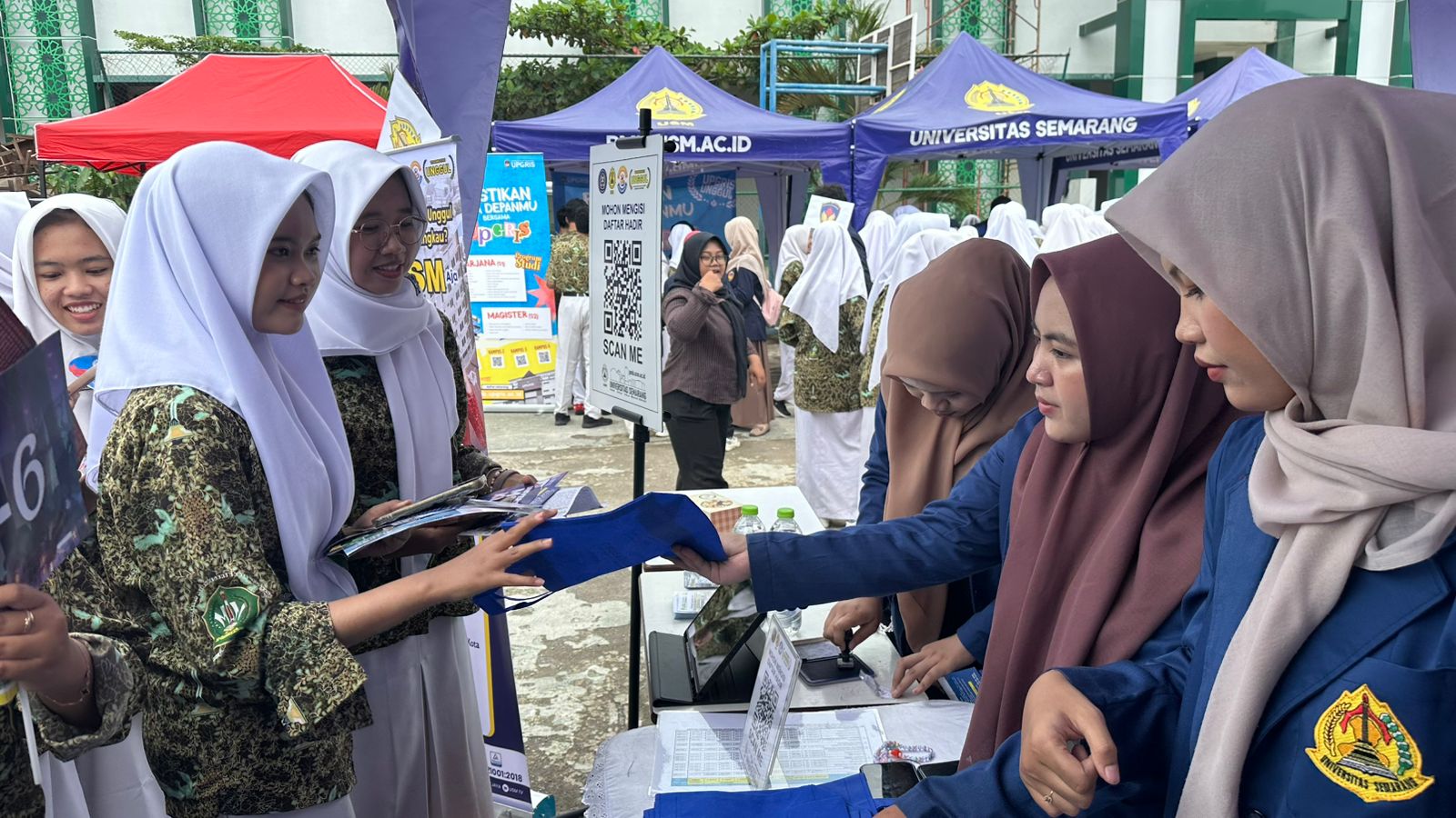 WhatsApp Image 2026-01-12 at 09.38.45