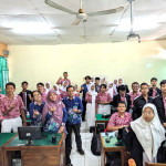 Ubah Pola Pikir Digital, Dosen FTIK Latih Siswa SMK Gunakan AI secara Produktif