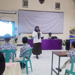 Tim Pengabdian USM Bekali Siswa SMK Mataram Strategi Karier Digital