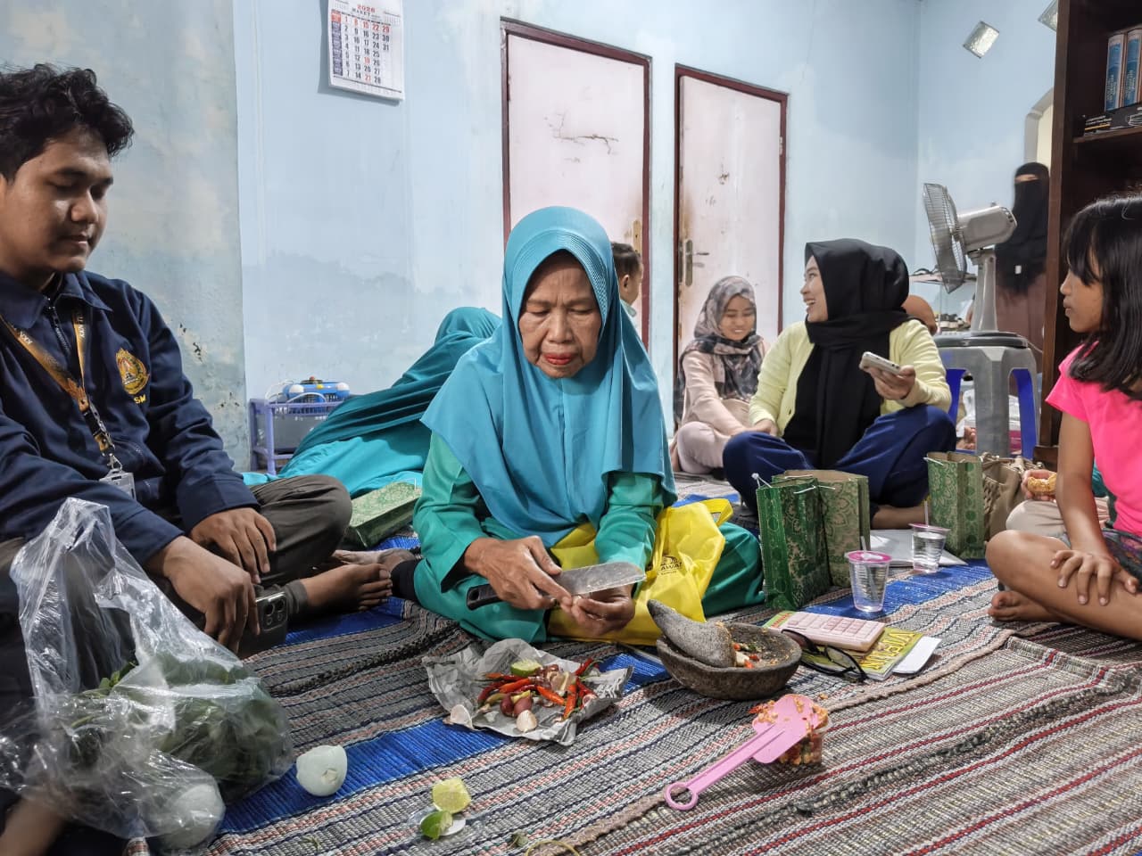 Mahasiswa KKN TEMATIK USM Dorong Nilai Jual UMKM Lewat Inovasi Sambal Kemangi Telur Asin